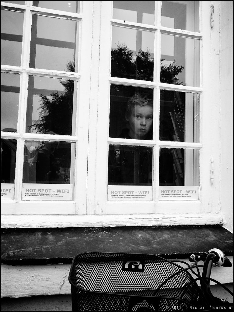 Looking out, Skagen